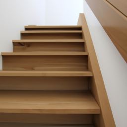 Escalier en Bois : Alliance Parfaite entre Tradition et Modernité pour un Intérieur Accueillant Saint-Just-Saint-Rambert